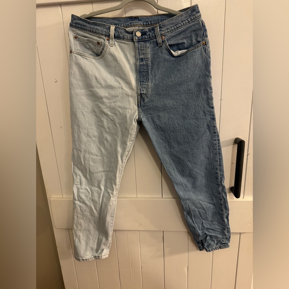 Levi’s Button Fly Mom Jeans